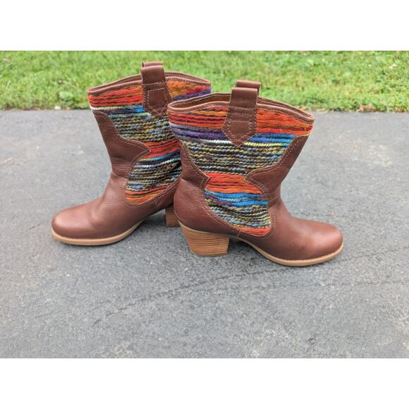 Bandolino Womens BDZAMEN Multicolor Woven Leather Ankle Boots 7M Aztec Western - Picture 3 of 8